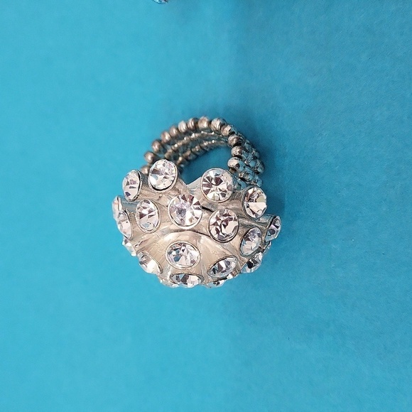 Ring bundle, 2 Embellished Statement Rings - Picture 6 of 8
